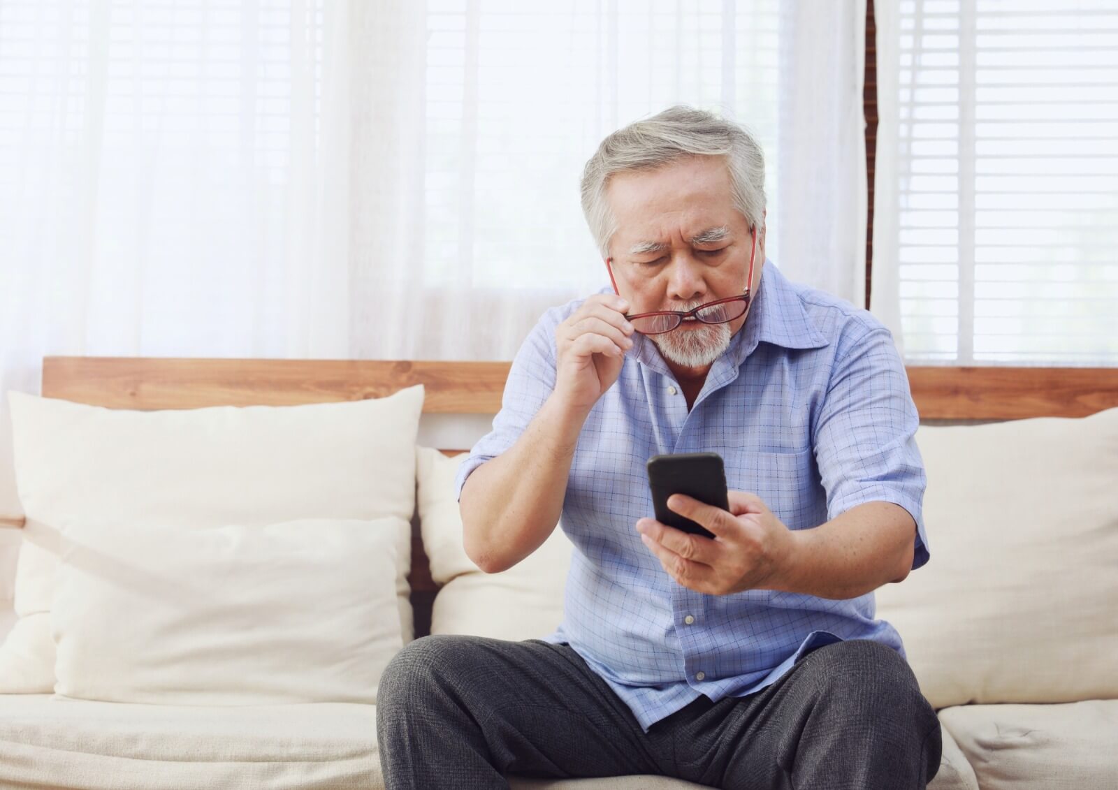 Can Supplements Help Prevent Age-Related Vision Problems?