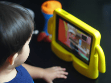 استمتع بأجمل الأوقات مع أطفالك بعيدًا عن الأجهزة الإلكترونية، وخلق ذكريات رائعة وتعزيز الروابط الأسرية.