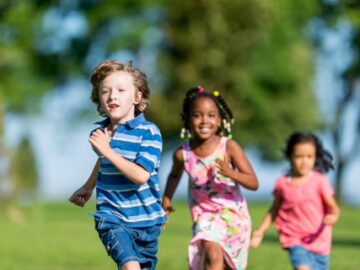 CeVit D3 drops for bone health, supporting infants, children, and adults with essential vitamin D3 for strong bones and muscle growth.
